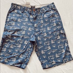 NWT Men’s J.Crew Navy Sailboat  Shorts size 31W